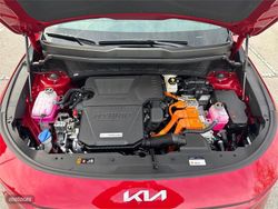 Kia Niro 1.6 GDi HEV 101,5kW (138CV) Concept - Miniatura 26