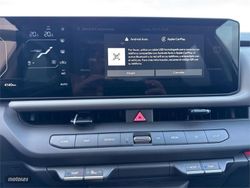 Kia Seltos 1.6 T-GDi 132kW (180CV) Drive 4x2 - Miniatura 17