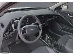 Kia Niro 1.6 GDi HEV 104kW (141CV) Drive - Miniatura 13