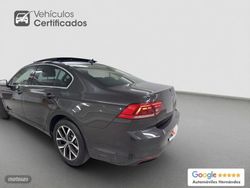 Volkswagen Passat Executive 2.0 TDI 150 cv / TECHO SOLAR - Miniatura 16