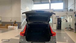 Volvo XC40 XC40 PLUS B3 (G) DARK - Miniatura 14