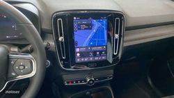 Volvo XC40 XC40 PLUS B3 (G) DARK - Miniatura 18