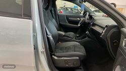 Volvo XC40 XC40 PLUS B3 (G) DARK - Miniatura 25
