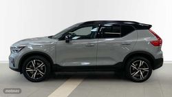 Volvo XC40 XC40 PLUS B3 (G) DARK - Miniatura 3