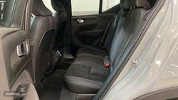 Volvo XC40 XC40 PLUS B3 (G) DARK - Miniatura 7