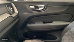 Volvo XC 60 XC60 CORE B5 (G) AWD MILD HYBRID - Miniatura 24