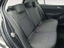 Volkswagen Golf Life 1.0 TSI 81kW (110CV) - Miniatura 9