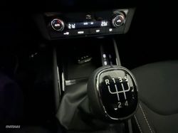 Skoda Kamiq 1.0 TSI 95CV Ambition - Miniatura 15