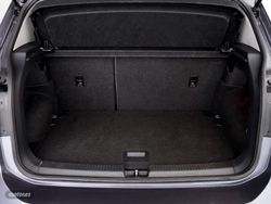 Volkswagen T-Cross 1.0 TSI 115CV Life - Miniatura 19