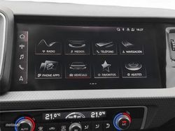 Audi A1 1.0 TFSI 110CV Adrenalin Stronic - Miniatura 11