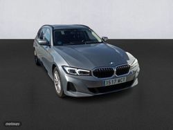 BMW Serie 3 330e xDrive Touring - Miniatura 3
