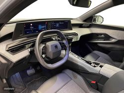 Peugeot 3008 Hybrid 1.2 107KW Allure eDCS6 - Miniatura 18