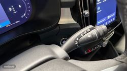 Volvo XC40 Plus, B3 Mild hybrid, Gasolina, Dark - Miniatura 20