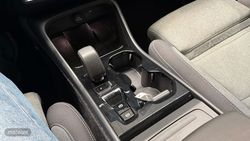 Volvo XC40 Plus, B3 Mild hybrid, Gasolina, Dark - Miniatura 23