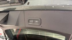 Volvo XC40 Plus, B3 Mild hybrid, Gasolina, Dark - Miniatura 31