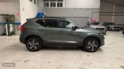 Volvo XC40 Plus, B3 Mild hybrid, Gasolina, Dark - Miniatura 33