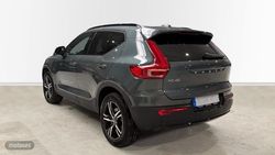 Volvo XC40 Plus, B3 Mild hybrid, Gasolina, Dark - Miniatura 4