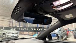 Volvo XC40 Plus, B3 Mild hybrid, Gasolina, Dark - Miniatura 47