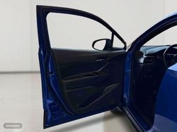 Toyota C-HR HYBRID 122CV - Miniatura 11