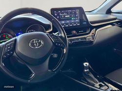 Toyota C-HR HYBRID 122CV - Miniatura 18