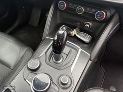 Alfa Romeo Stelvio 2.2 Diésel 132kW (180CV) Super RWD - Miniatura 12