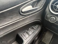 Alfa Romeo Stelvio 2.2 Diésel 132kW (180CV) Super RWD - Miniatura 13