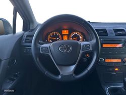 Toyota Avensis 2.0 D-4D Business - Miniatura 11
