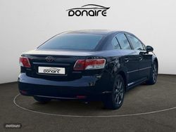 Toyota Avensis 2.0 D-4D Business - Miniatura 3