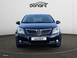 Toyota Avensis 2.0 D-4D Business - Miniatura 4