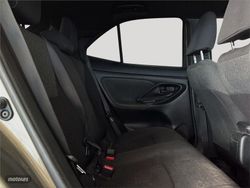 Toyota Yaris Cross 1.5 120H Active Tech - Miniatura 11