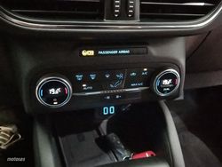 Ford Kuga Titanium 2.0 EcoBlue 140kW 4x4 Auto - Miniatura 17