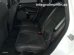 Ford Kuga ST-Line 1.5 EcoBoost 110kW (150CV) - Miniatura 12