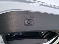 Ford Kuga ST-Line 1.5 EcoBoost 110kW (150CV) - Miniatura 32