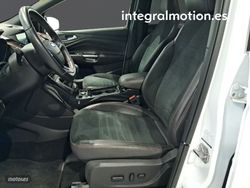Ford Kuga ST-Line 1.5 EcoBoost 110kW (150CV) - Miniatura 6