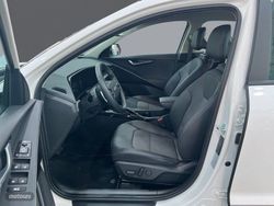 Kia Niro 1.6 GDi HEV 104kW (141CV) Drive - Miniatura 6