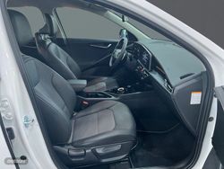 Kia Niro 1.6 GDi HEV 104kW (141CV) Drive - Miniatura 9