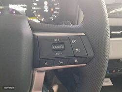 Mitsubishi Outlander PHEV Kaiteki+ 4WD - Miniatura 13