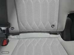 Mitsubishi Outlander PHEV Kaiteki+ 4WD - Miniatura 23