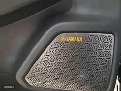 Mitsubishi Outlander PHEV Kaiteki+ 4WD - Miniatura 32