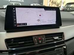 BMW X2 sDrive16d - Miniatura 15