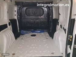 Fiat Doblo 1.3 MTJ FURGON 95CV - Miniatura 22