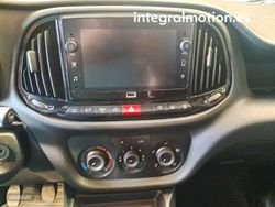 Fiat Doblo 1.6 JTD COMBI 90 CV - Miniatura 11