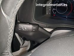 Skoda Karoq 1.6 TDI 85kW (115CV) Ambition - Miniatura 14