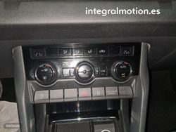 Skoda Karoq 1.6 TDI 85kW (115CV) Ambition - Miniatura 17