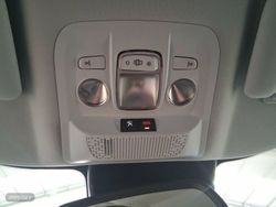 Peugeot 2008 Active BlueHDI 100 S&S BVM6 - Miniatura 19