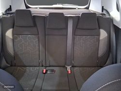 Peugeot 2008 Active BlueHDI 100 S&S BVM6 - Miniatura 20
