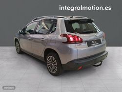 Peugeot 2008 Active BlueHDI 100 S&S BVM6 - Miniatura 4
