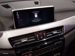 BMW X1 sDrive16d - Miniatura 16