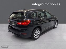BMW X1 sDrive16d - Miniatura 5