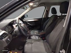 BMW X1 sDrive16d - Miniatura 6